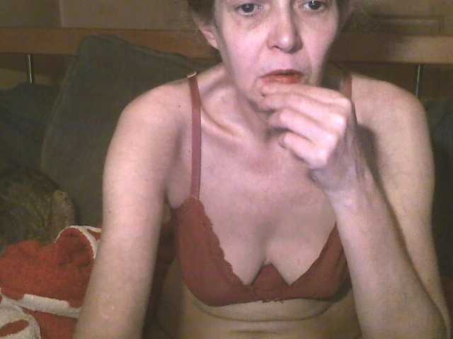 Live sex webcam photo for maturebabe01 #277193947