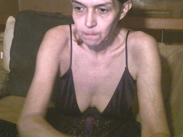 Live sex webcam photo for maturebabe01 #277263877