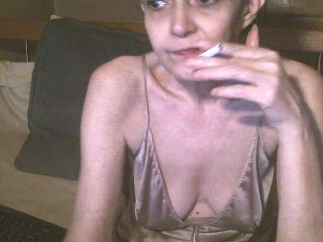 Live sex webcam photo for maturebabe01 #277595943