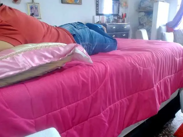 Live sex webcam photo for maturehornykinky #291522364