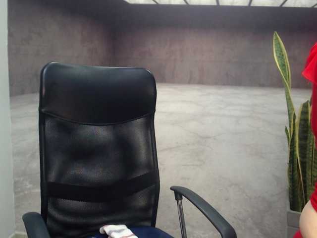 Live sex webcam photo for maturehot-1 #272746121