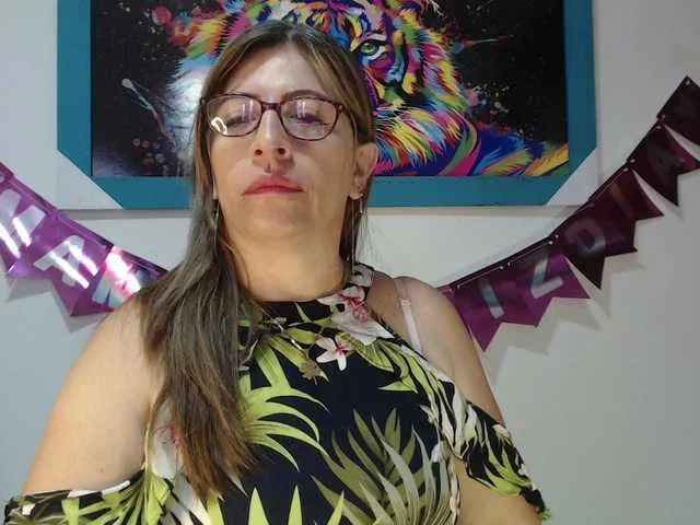 Live sex webcam photo for maturehot-1 #273369080