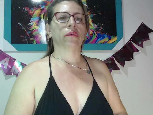 Live sex webcam photo for maturehot-1 #273448811