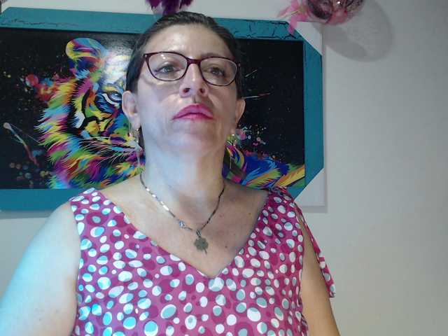 Live sex webcam photo for maturehot-1 #273619322