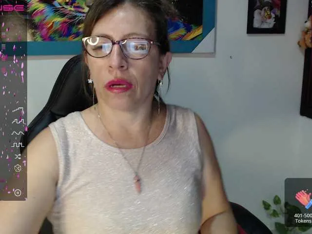 Live sex webcam photo for maturehot-1 #274275406