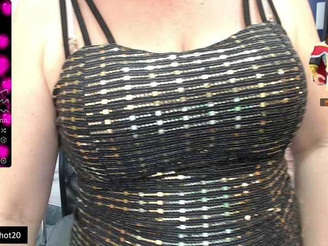 Live sex webcam photo for maturehot-1 #276261145