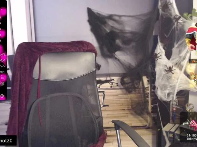 Live sex webcam photo for maturehot-1 #276531183