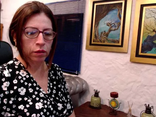 Live sex webcam photo for maturehot-1 #277853307