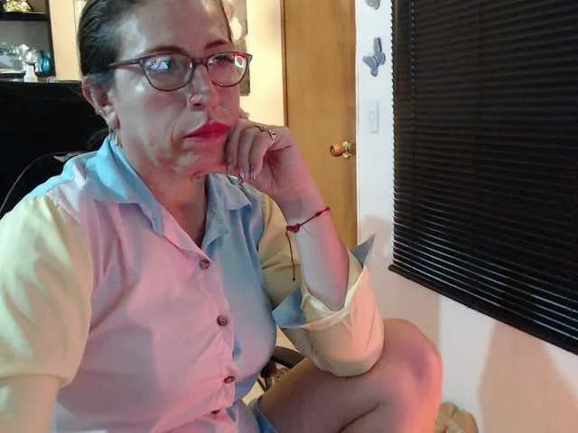 Live sex webcam photo for maturehot-1 #277959483