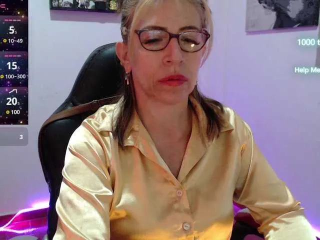 Live sex webcam photo for maturehot-1 #291087262