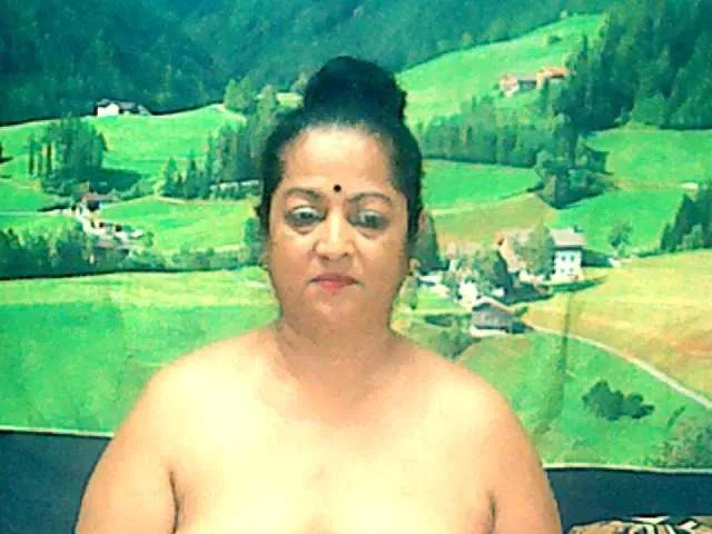 Live sex webcam photo for matureindian #287967696