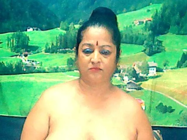 Live sex webcam photo for matureindian #287967698