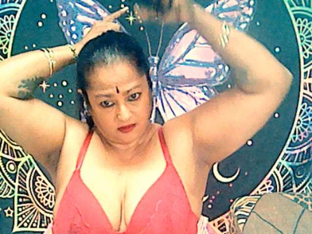 Live sex webcam photo for matureindian #277921381