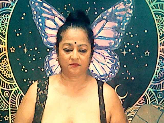 Live sex webcam photo for matureindian #277947673