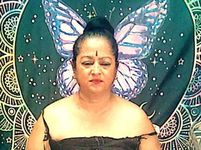 Live sex webcam photo for matureindian #287967853