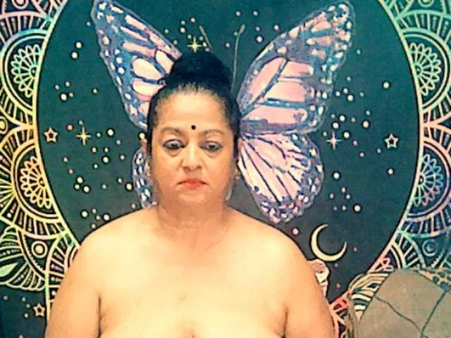 Live sex webcam photo for matureindian #289071257