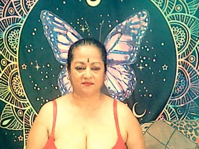 Live sex webcam photo for matureindian #289299765