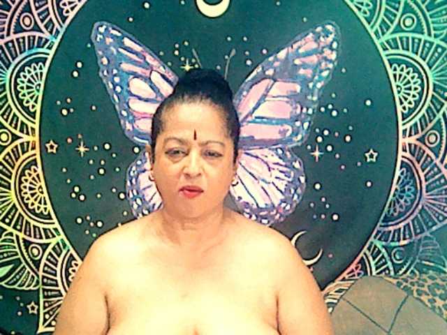 Live sex webcam photo for matureindian #290287912