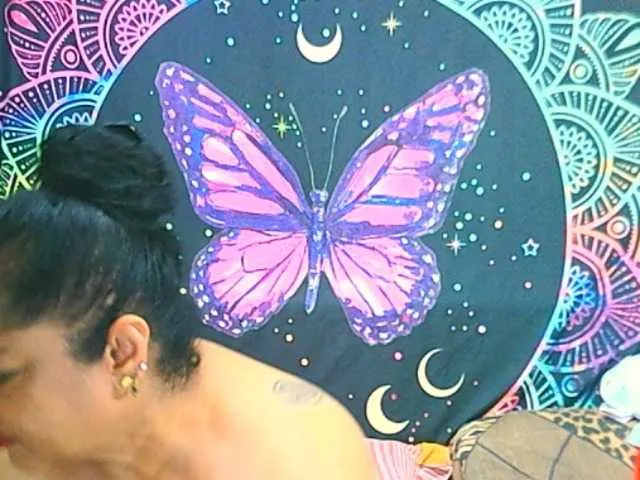 Live sex webcam photo for matureindian #290602293