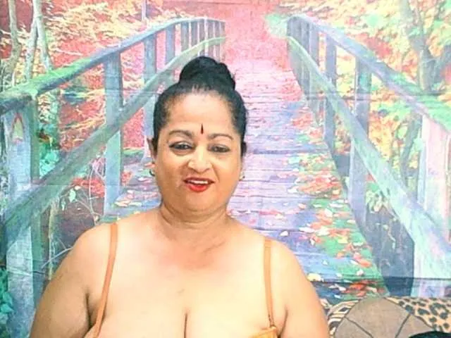 Live sex webcam photo for matureindian #290733782