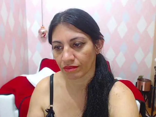 Live sex webcam photo for maturemommyy #274479969