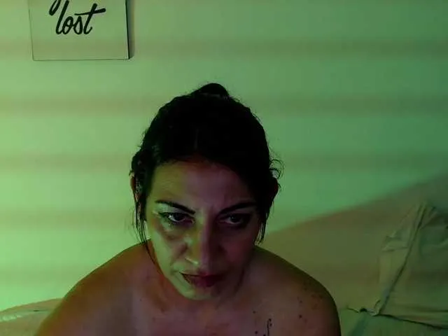 Live sex webcam photo for maturemommyy #274645793