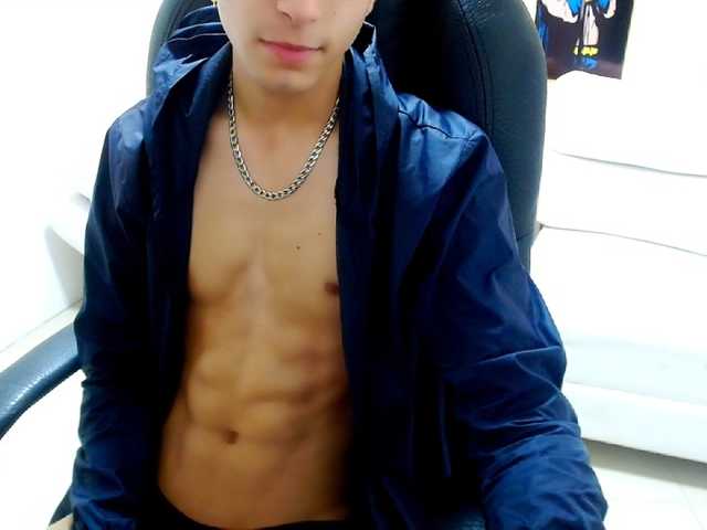 Live sex webcam photo for mau-checkik #273727887