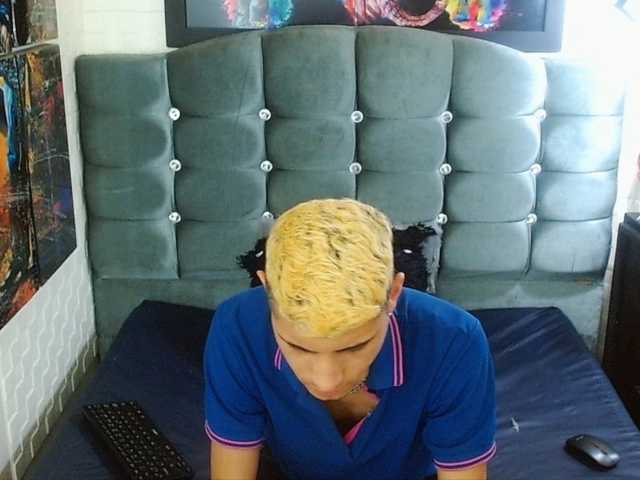 Live sex webcam photo for mau-checkik #275565702