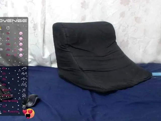 Live sex webcam photo for maxi-miliano #275988581