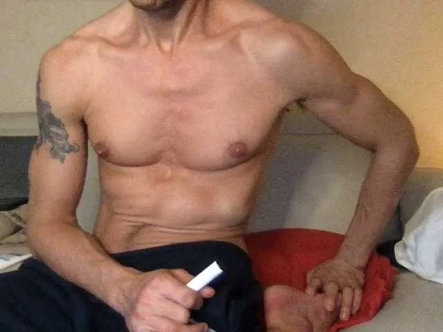 Live sex webcam photo for maxtlondon #273454055