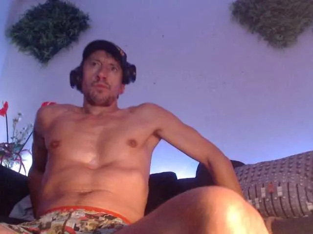 Live sex webcam photo for maxtlondon #278112005