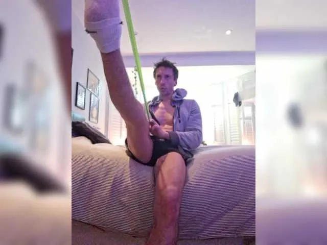 Live sex webcam photo for maxtlondon #290329207