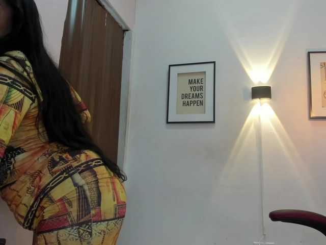 Live sex webcam photo for maya-rizos1 #278120198