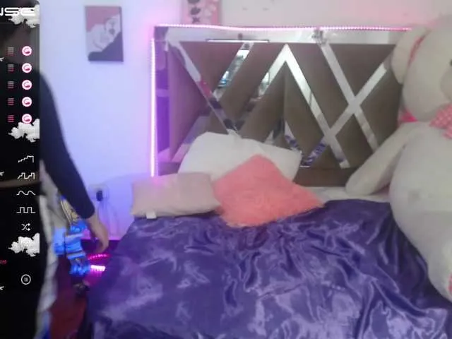 Live sex webcam photo for maya-tay #274108000