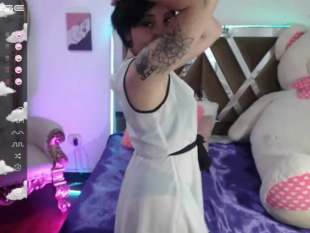 Live sex webcam photo for maya-tay #274115491