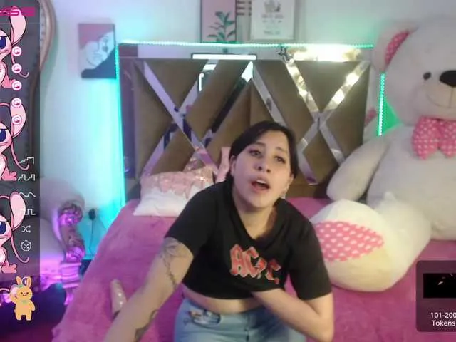 Live sex webcam photo for maya-tay #274404821