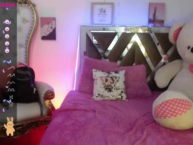 Live sex webcam photo for maya-tay #274504616