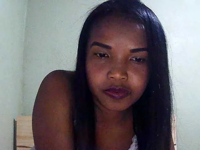 Live sex webcam photo for mayahSlut #274452808