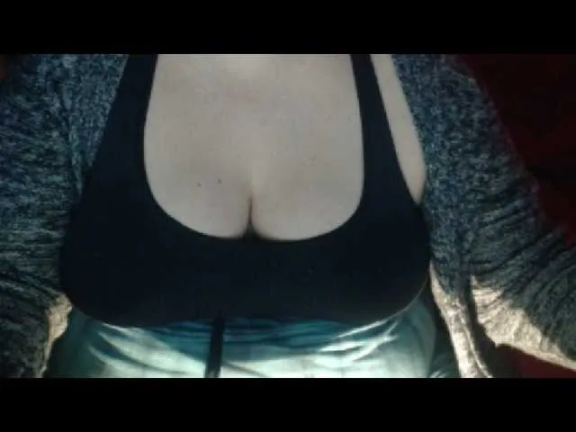 Live sex webcam photo for mayalove4u #272393311