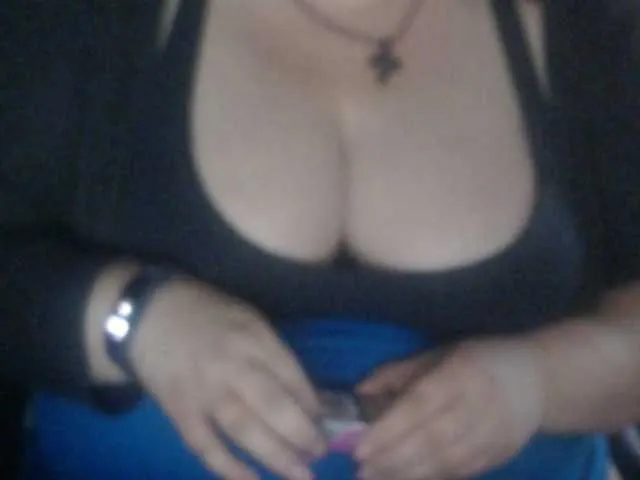 Live sex webcam photo for mayalove4u #275496634