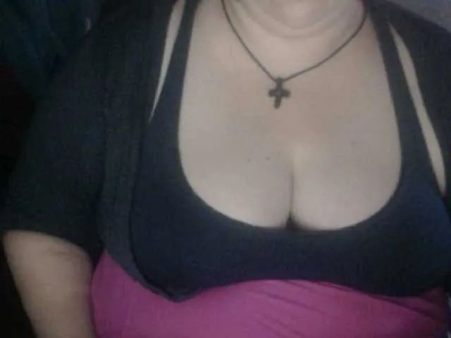 Live sex webcam photo for mayalove4u #275549481