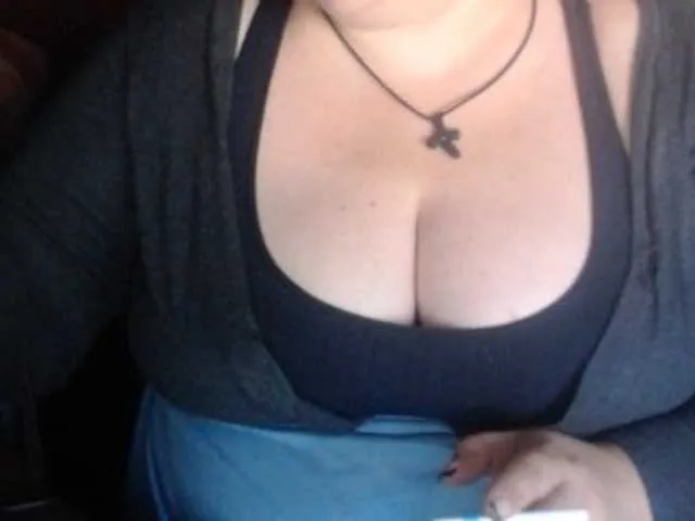 Live sex webcam photo for mayalove4u #275688640