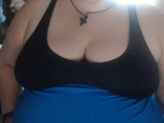 Live sex webcam photo for mayalove4u #275957633