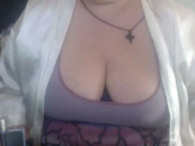 Live sex webcam photo for mayalove4u #276260821