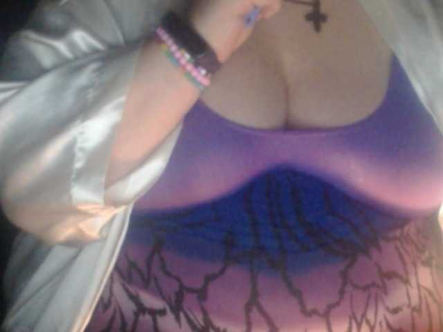 Live sex webcam photo for mayalove4u #277027384