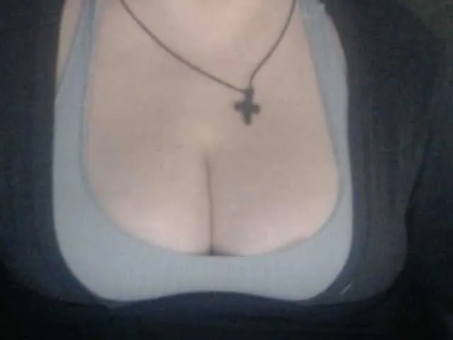 Live sex webcam photo for mayalove4u #277064011