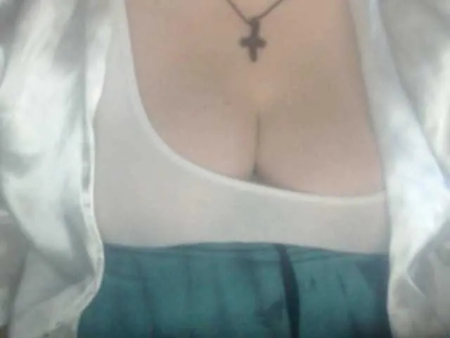 Live sex webcam photo for mayalove4u #277675024