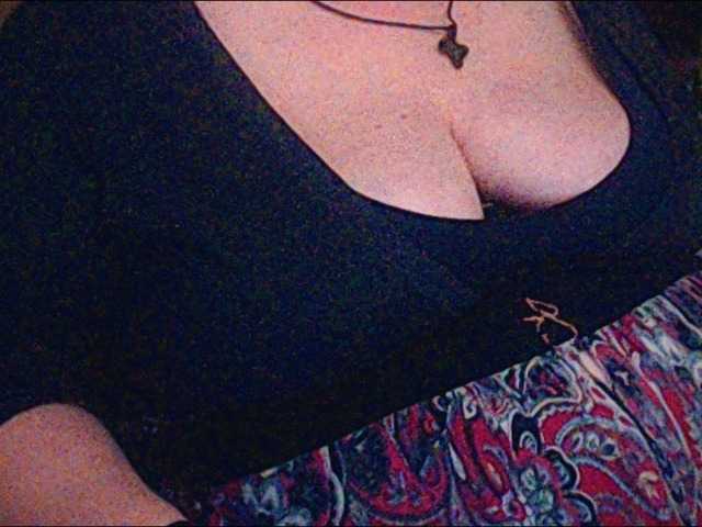 Live sex webcam photo for mayalove4u #291118657