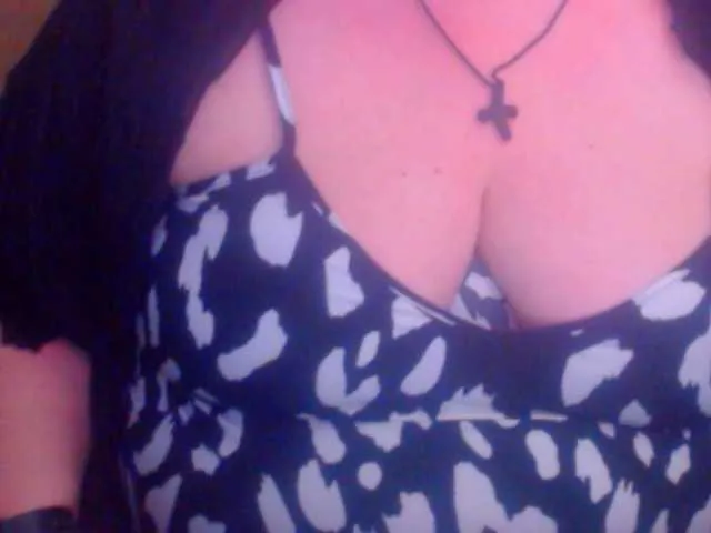 Live sex webcam photo for mayalove4u #291380711