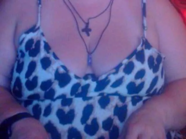 Live sex webcam photo for mayalove4u #291873343